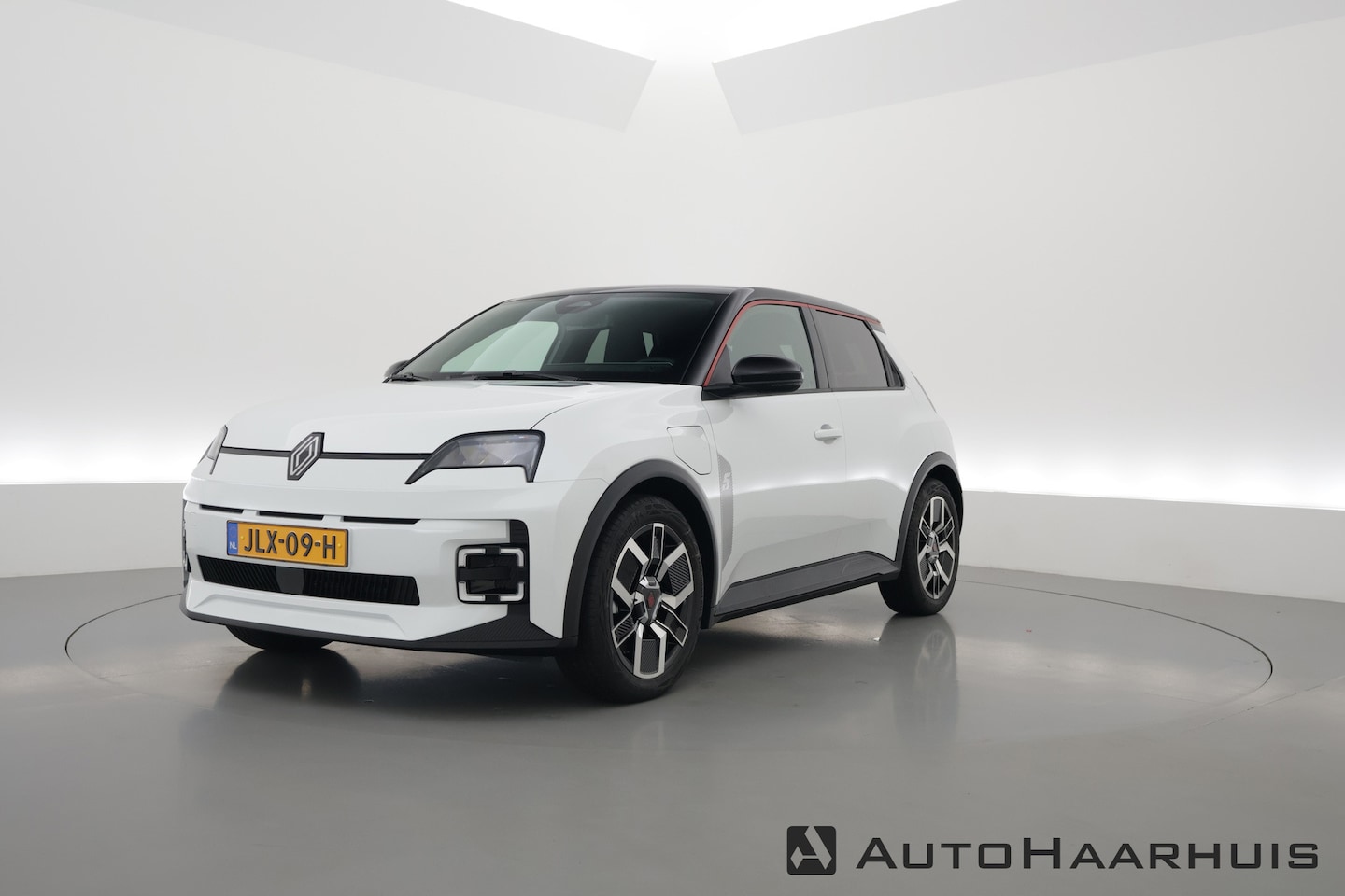 Renault 5 - comfort range iconic cinq 52 kWh | Navi | Stoel- Stuurverw. | Adapt. Cruise | Camera | 18' - AutoWereld.nl