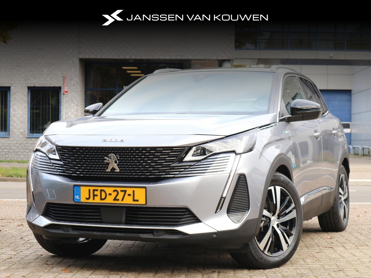 Peugeot 3008 - 1.6 HYbrid4 300 GT / Alcantara / Keyless / Camera / SOH 98% - AutoWereld.nl