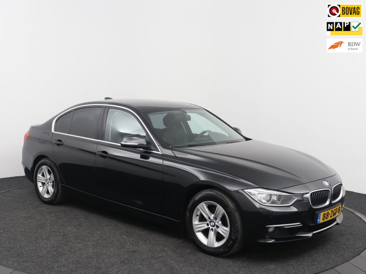 BMW 3-serie - 320i High Executive 320i High Executive - AutoWereld.nl