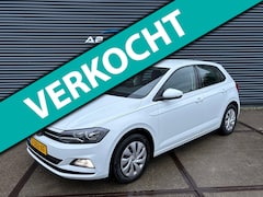 Volkswagen Polo - 1.0 TSI Comfortline CARPLAY/ NAVI