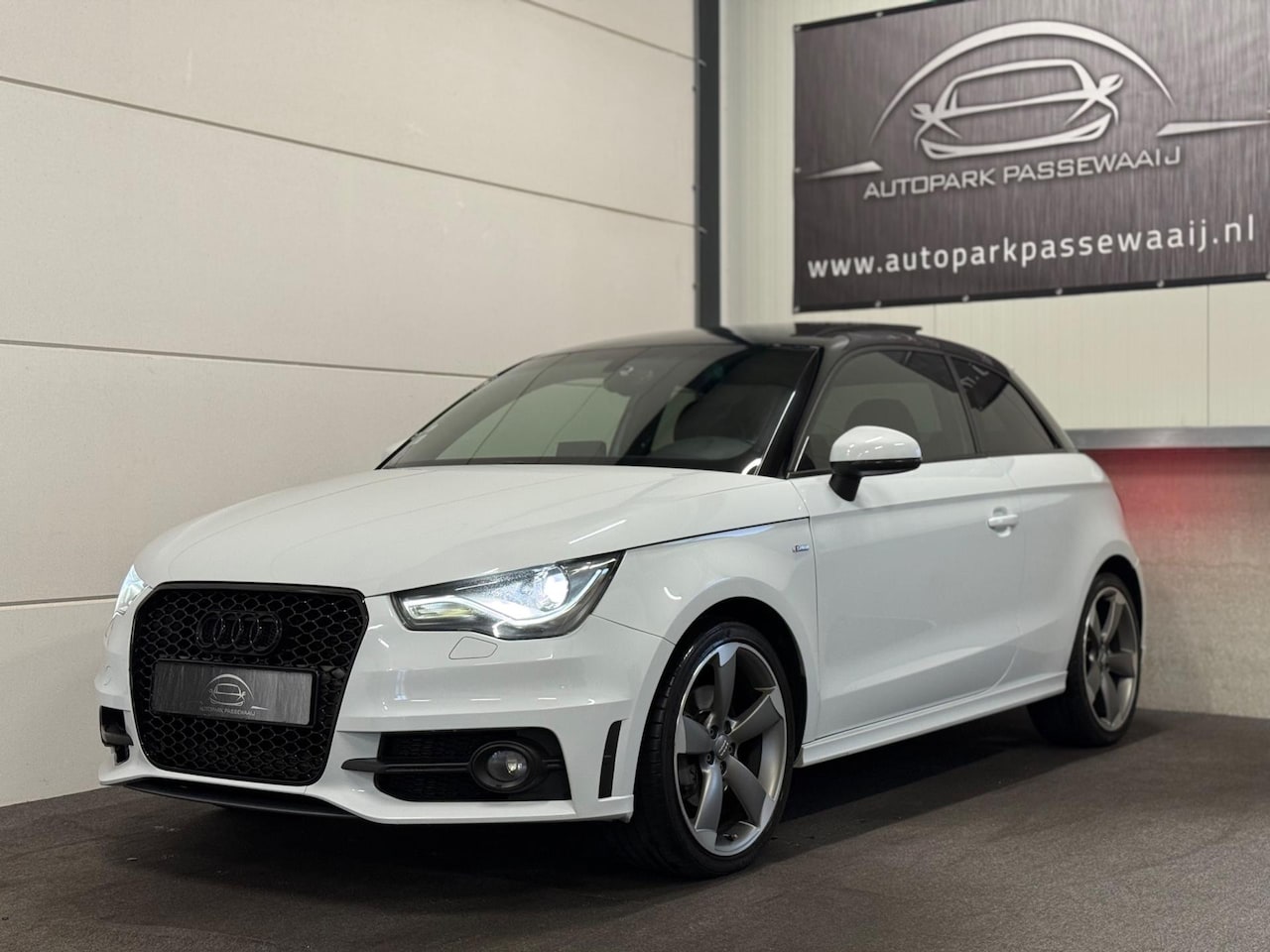 Audi A1 Sportback - 1.4 TFSI S-Line Pano, Cruise Control, Stoelverwarming, LED, Airco, Navigatie, Keyless, Par - AutoWereld.nl