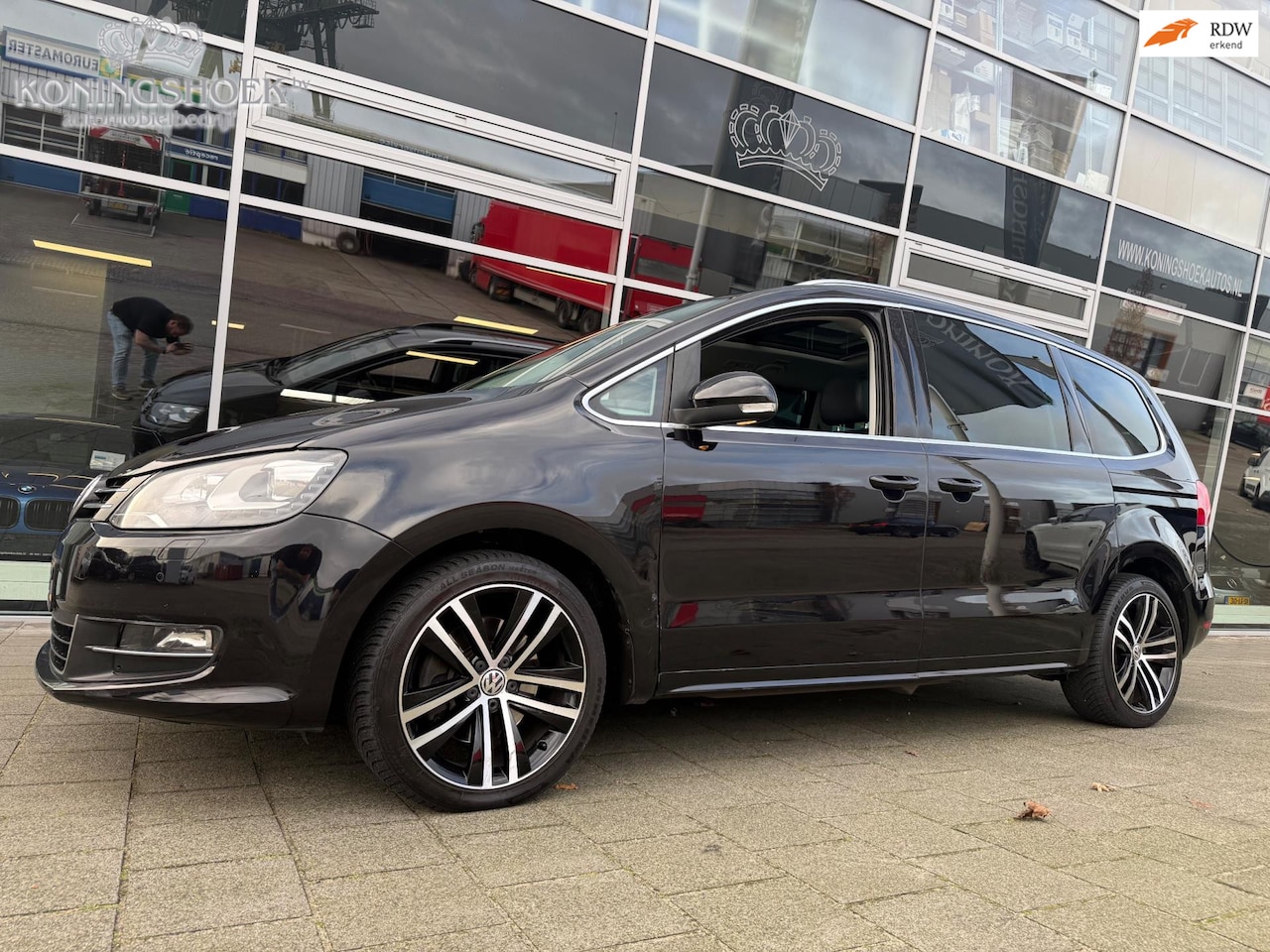 Volkswagen Sharan - 2.0 TDI Highline 7p Automaat - AutoWereld.nl