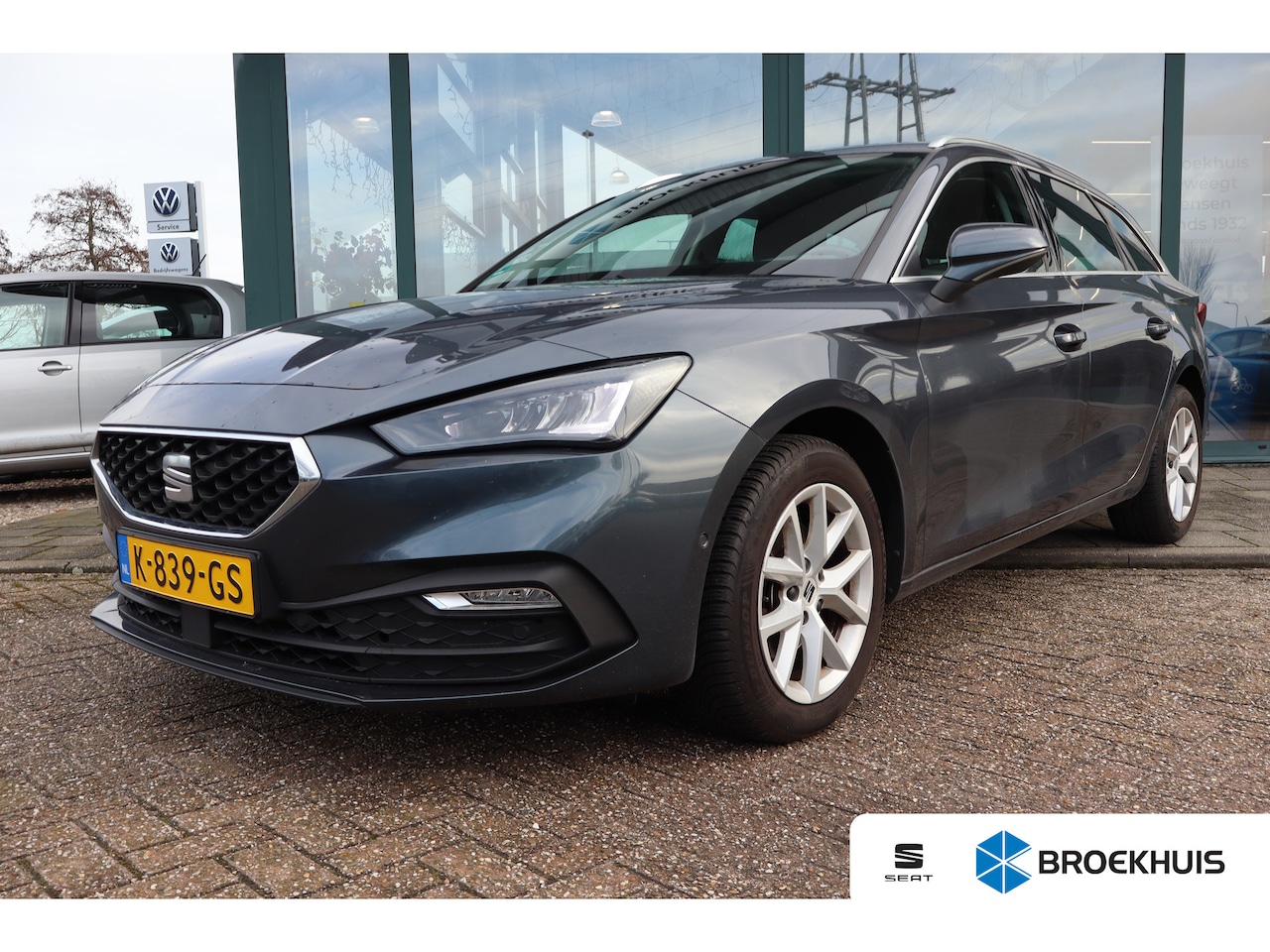 SEAT Leon Sportstourer - 1.5 eTSI Style Launch Edition 149PK | Achteruitrijcamera | Cruise control adaptief | Trekh - AutoWereld.nl