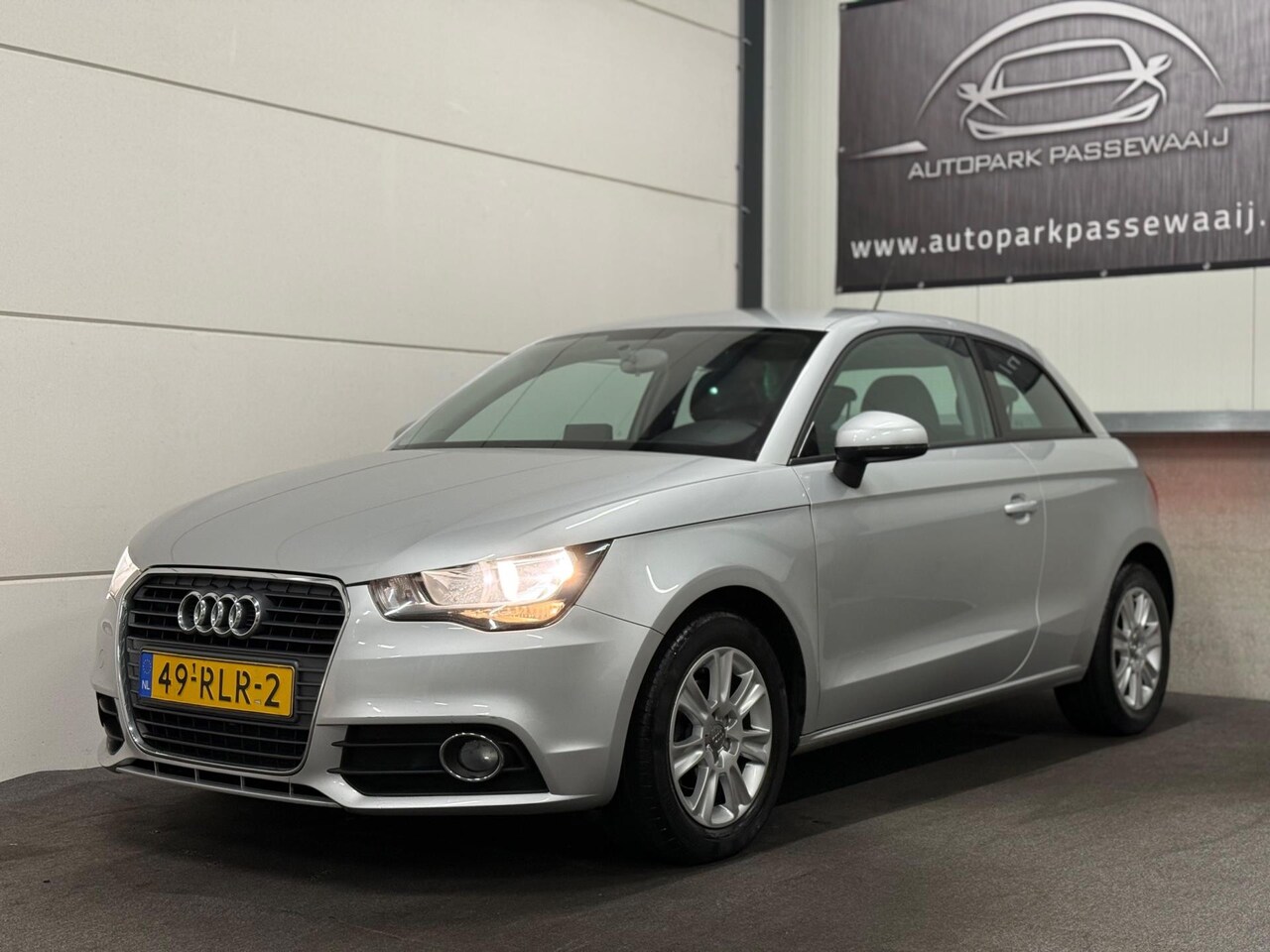 Audi A1 - 1.2 TFSI Attraction Pro Line Business Cruise Control, Airco, Elektrische Ramen, Parkeersen - AutoWereld.nl