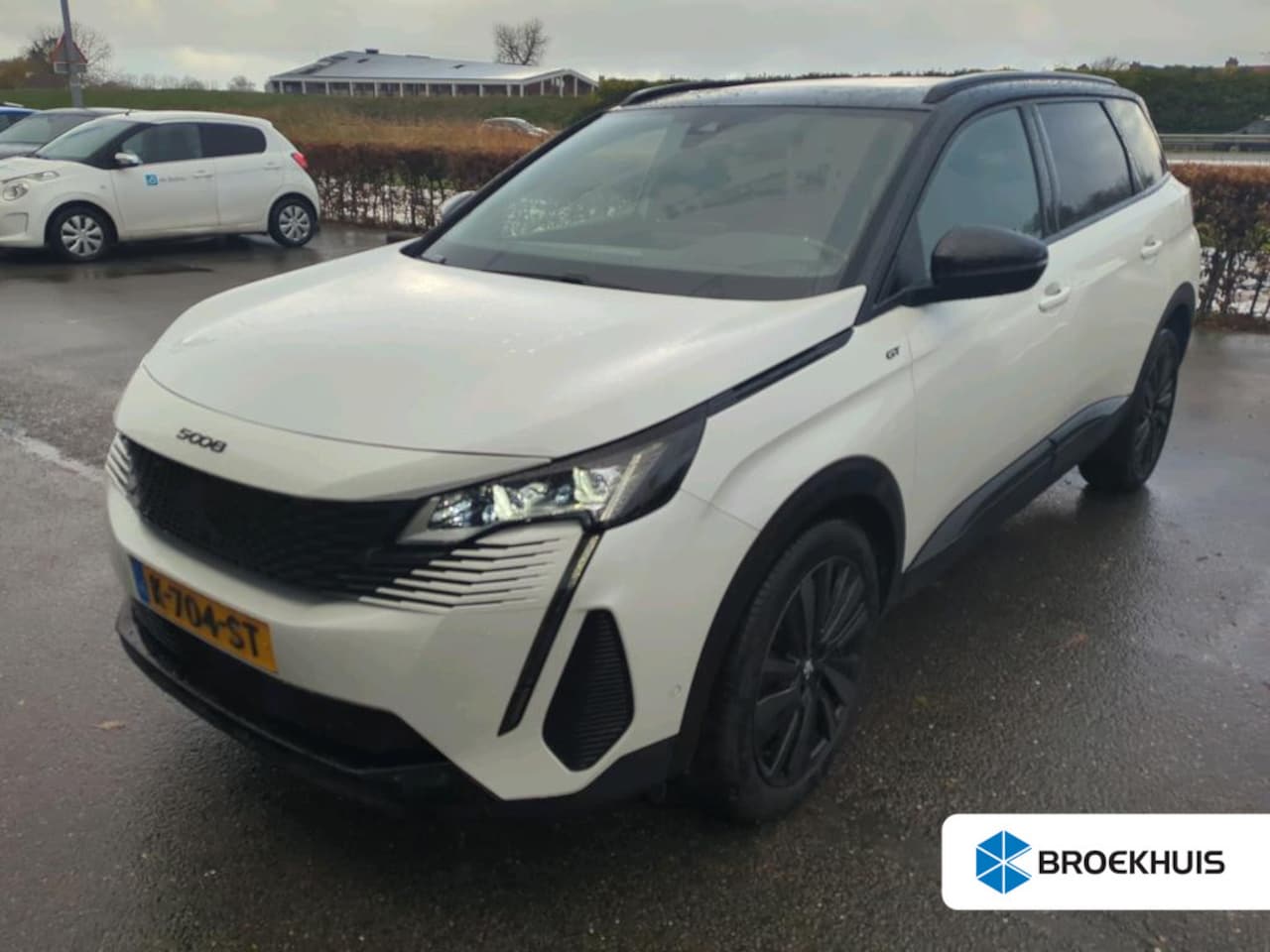 Peugeot 5008 - 1.6 PureTech GT | Automaat | Navigatie | Camera | Panorama/schuifdak | Focal | Black Pack - AutoWereld.nl