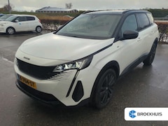 Peugeot 5008 - 1.6 PureTech GT | Automaat | Navigatie | Camera | Panorama/schuifdak | Focal | Black Pack