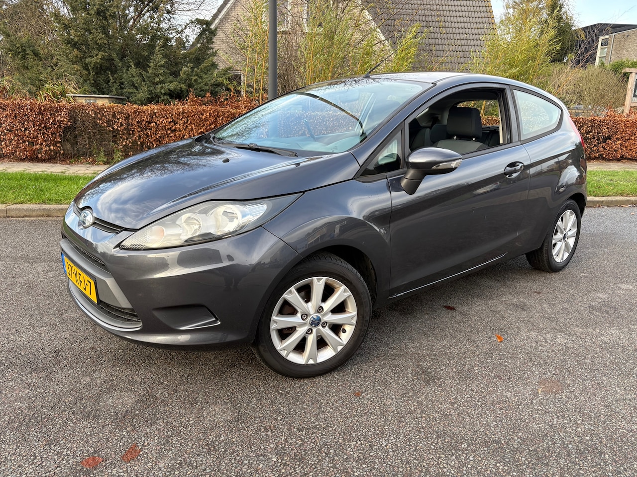 Ford Fiesta - 1.25 Limited NieuweAPK - AutoWereld.nl