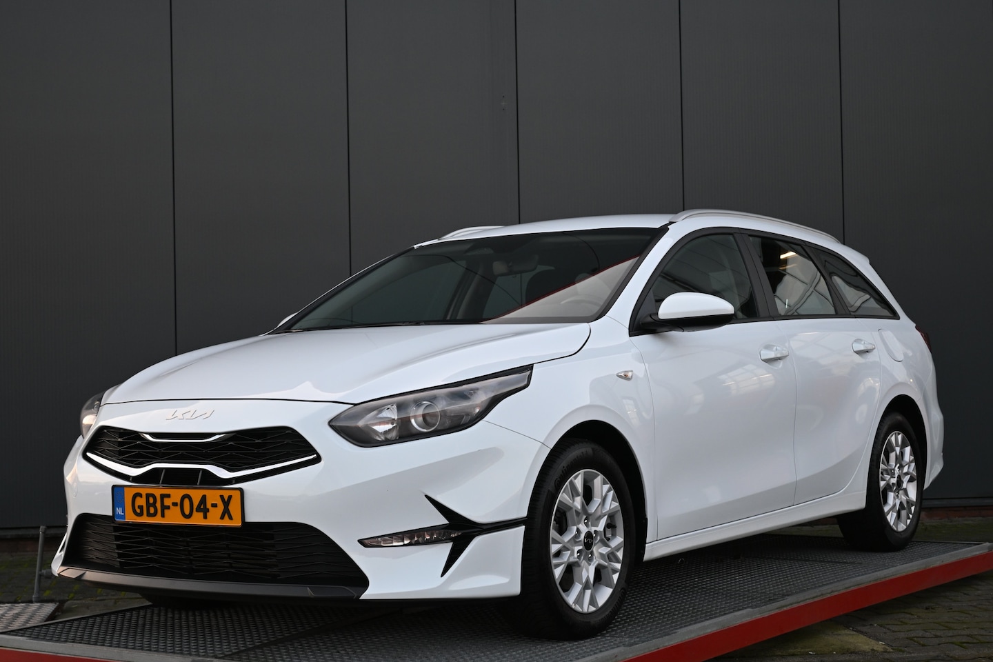 Kia Cee'd Sportswagon - Ceed 1.0 T-GDi ComfortLine - AutoWereld.nl
