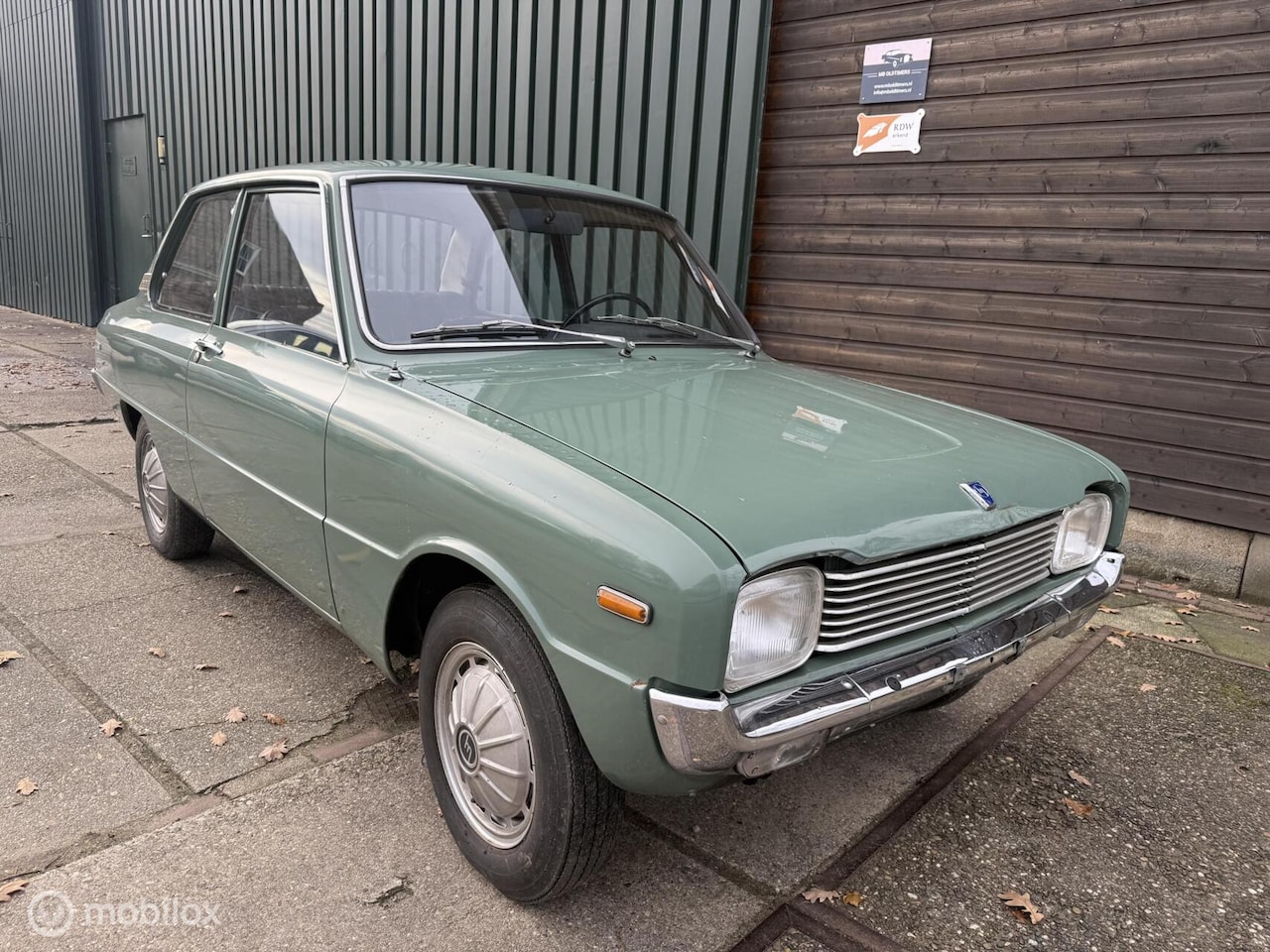 Mazda 1000/1300 - Org. NL auto - AutoWereld.nl