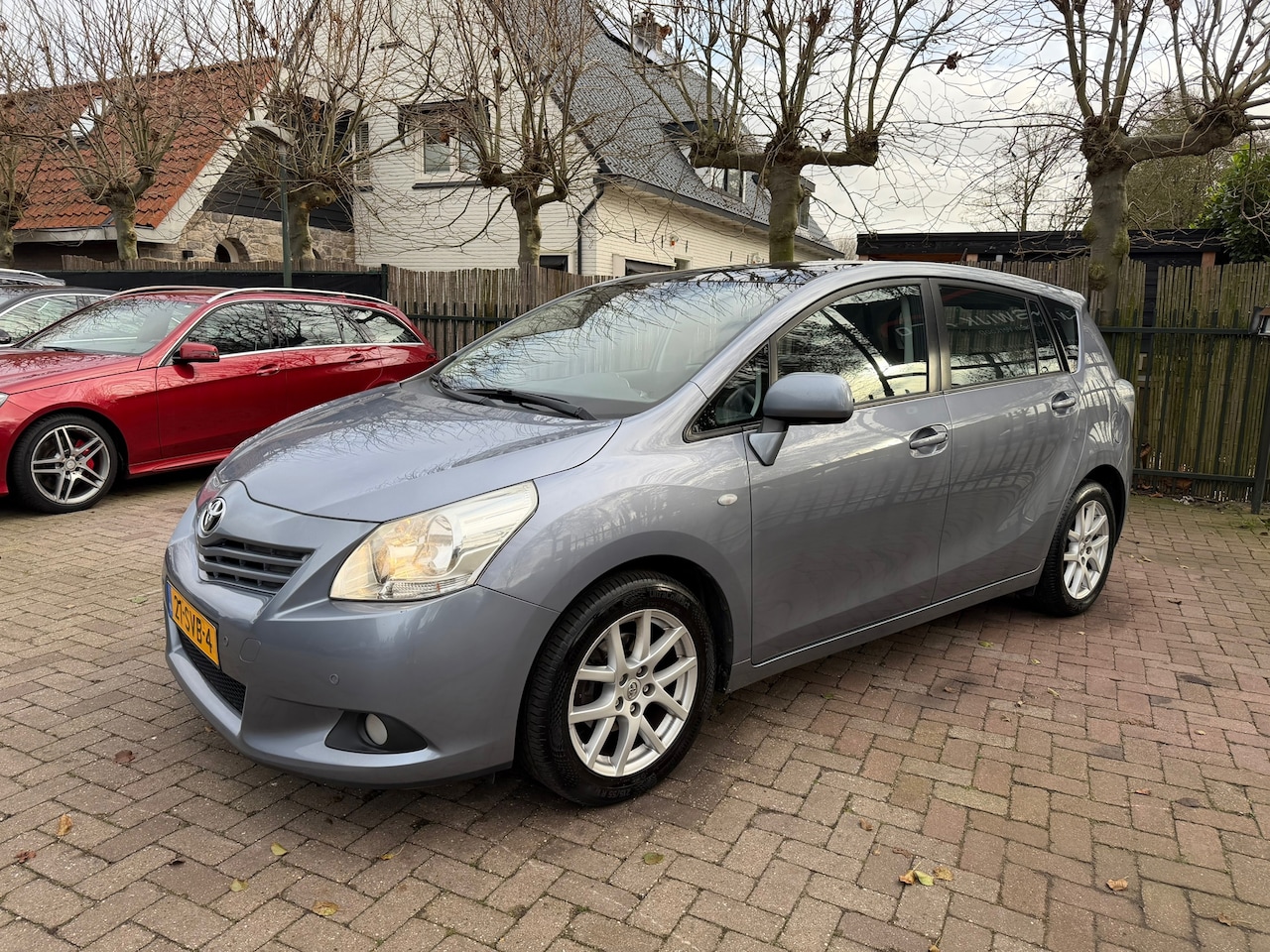 Toyota Verso - 1.8 VVT-i Business Automaat Dealer Onderhouden NW APK Airco Clima Camera PDC - AutoWereld.nl