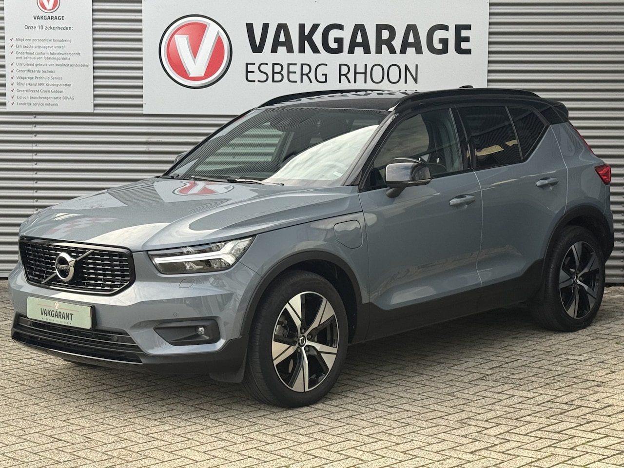 Volvo XC40 - 1.5 T4 Recharge R-Design NAV/CAM,H&K SOUND,TREKHAAK - AutoWereld.nl