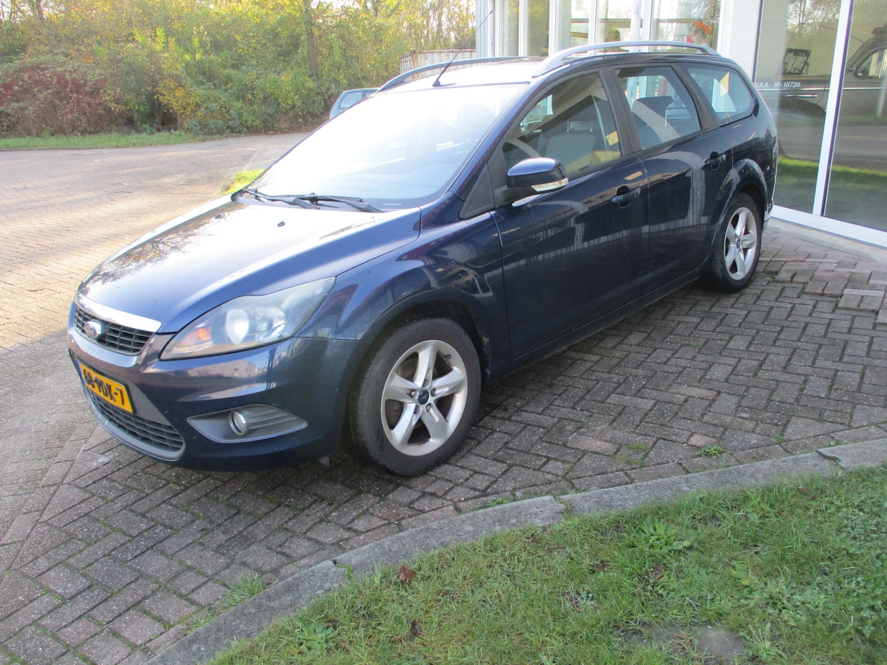 Ford Focus Wagon - 1.6 Comfort Nette Auto! - AutoWereld.nl