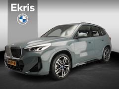 BMW iX1 - xDrive30 | M-Sportpakket | LED | Leder | Navigatie | Schuifdak | Stoelverwarming | DAB | A
