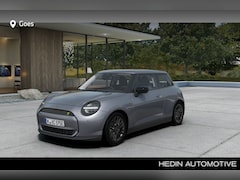MINI Mini-Electric - Cooper SE Essential 54.2 kWh Melting Silver | Essential Trim | 17' U-Spoke grey VRD GS FS