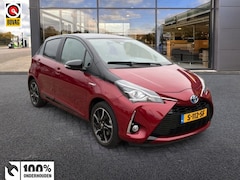 Toyota Yaris - 1.5 Hyb. | Stoelverw. | Parkeersensoren | Navi | Keyless | Cruis