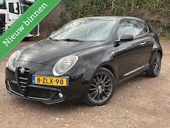 Alfa Romeo MiTo - 1.4 T Distinctive AIRCO PSENSOR CRUISE