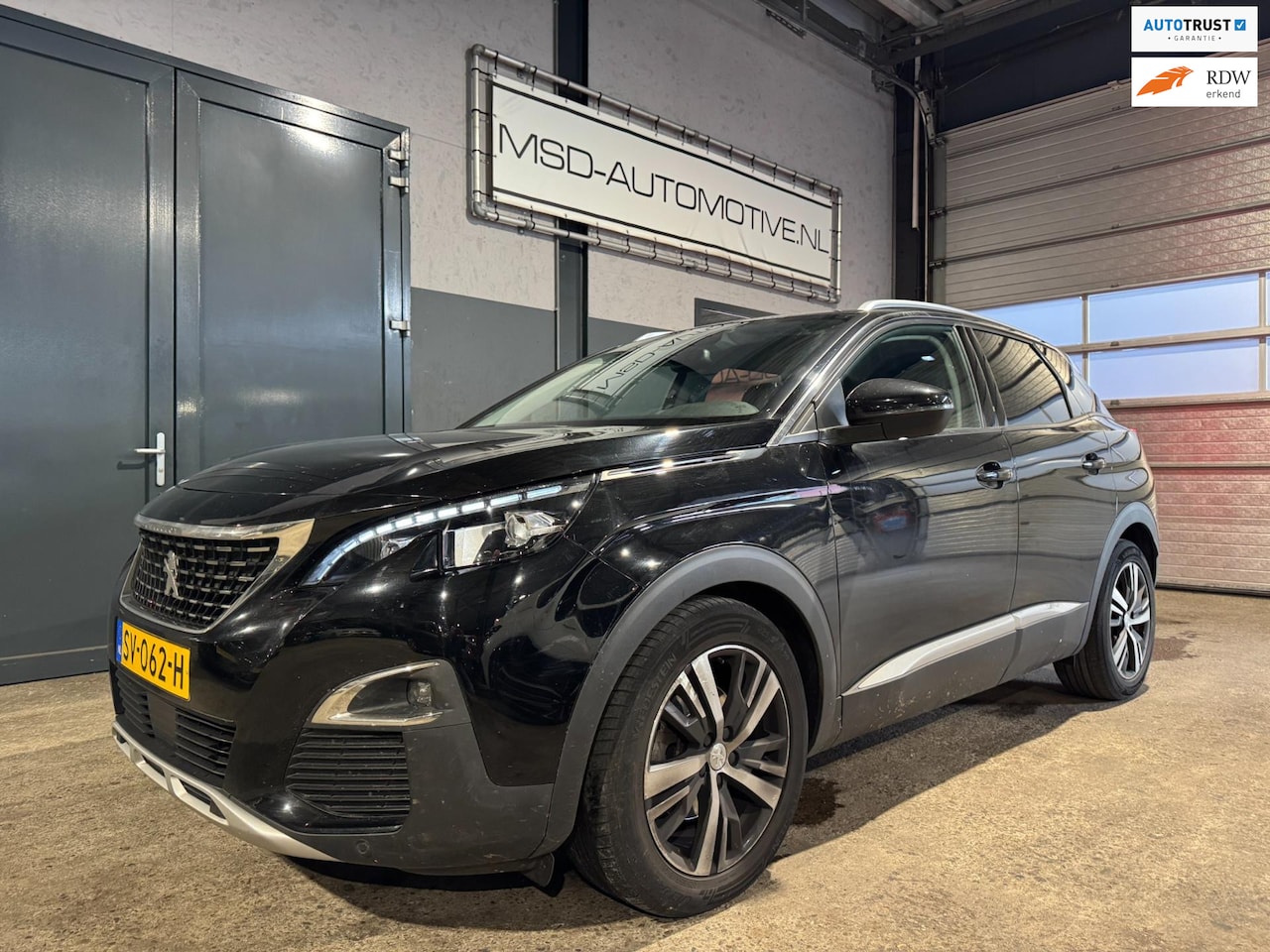 Peugeot 3008 - 1.2 PureTech Allure Automaat|Schadeauto|Camera|NAP|2e eigenaar! - AutoWereld.nl