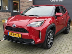 Toyota Yaris Cross - 1.5 Hybrid First Edition Automaat Navi Airco Afneembare Trekhaak cruise control in nieuw s