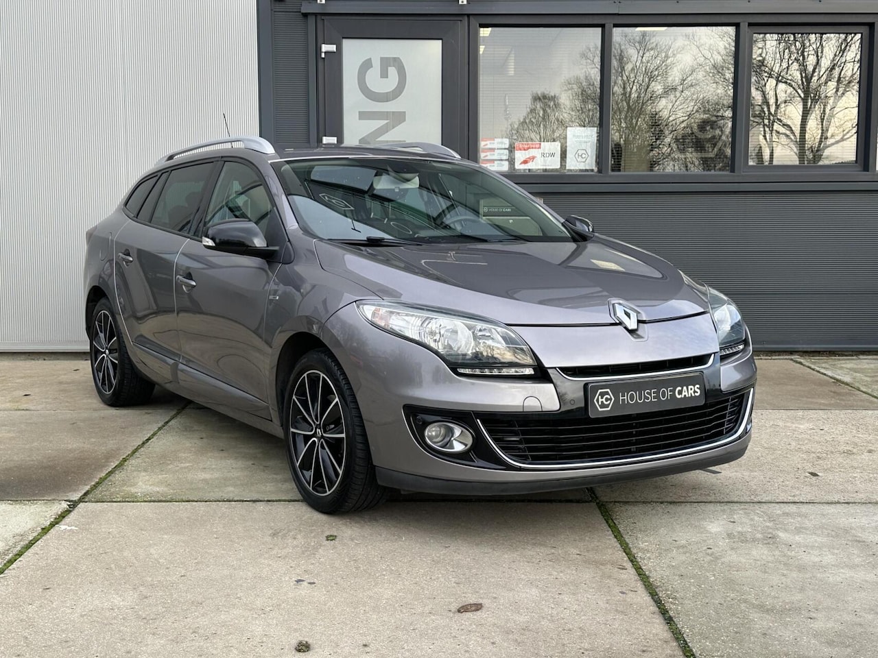 Renault Mégane Estate - 1.2 TCe Bose Clima Cruise Navi LED - AutoWereld.nl