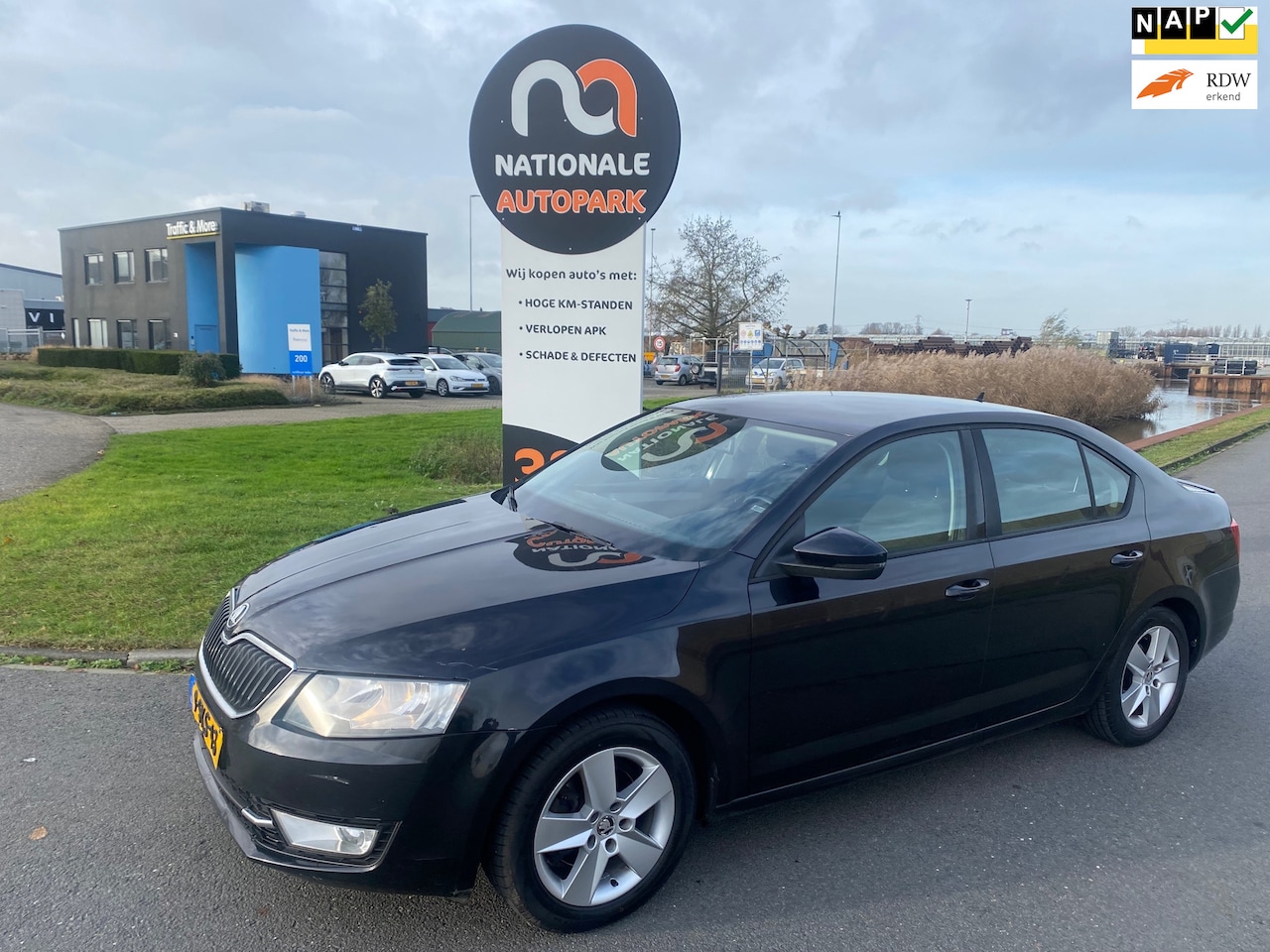 Skoda Octavia - 2013 * 1.6 TDI Greenline Businessline * APK * EURO 5 * - AutoWereld.nl
