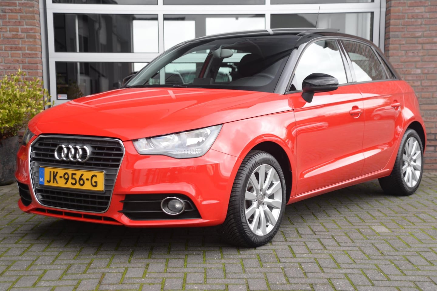 Audi A1 Sportback - 1.2 TFSI | Panoramadak | All-Seasons banden | Ketting 2024 vervangen | - AutoWereld.nl