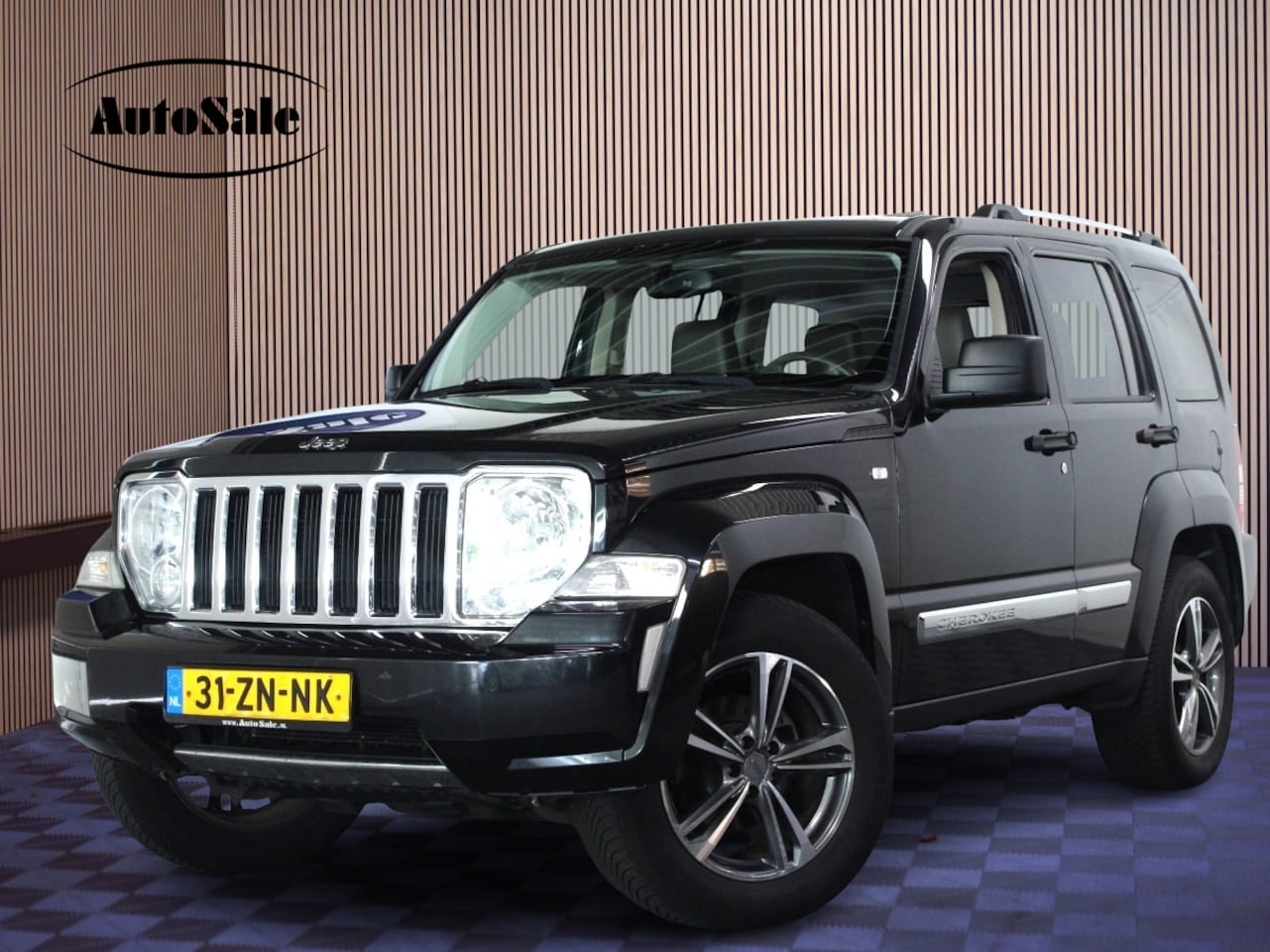 Jeep Cherokee - 2.8 CRD Limited AUT YOUNGTIMER APK4/2026 2eEIG! DAK LEER NAV STOELVW '08 - AutoWereld.nl