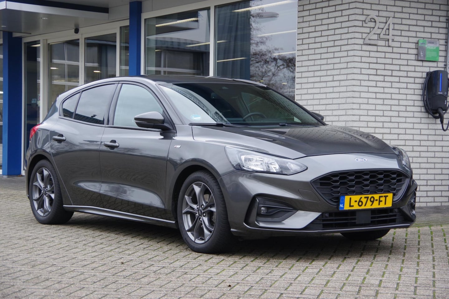 Ford Focus - 1.0 EcoBoost ST Line Business Stuur/stoelverwarming Carplay - AutoWereld.nl