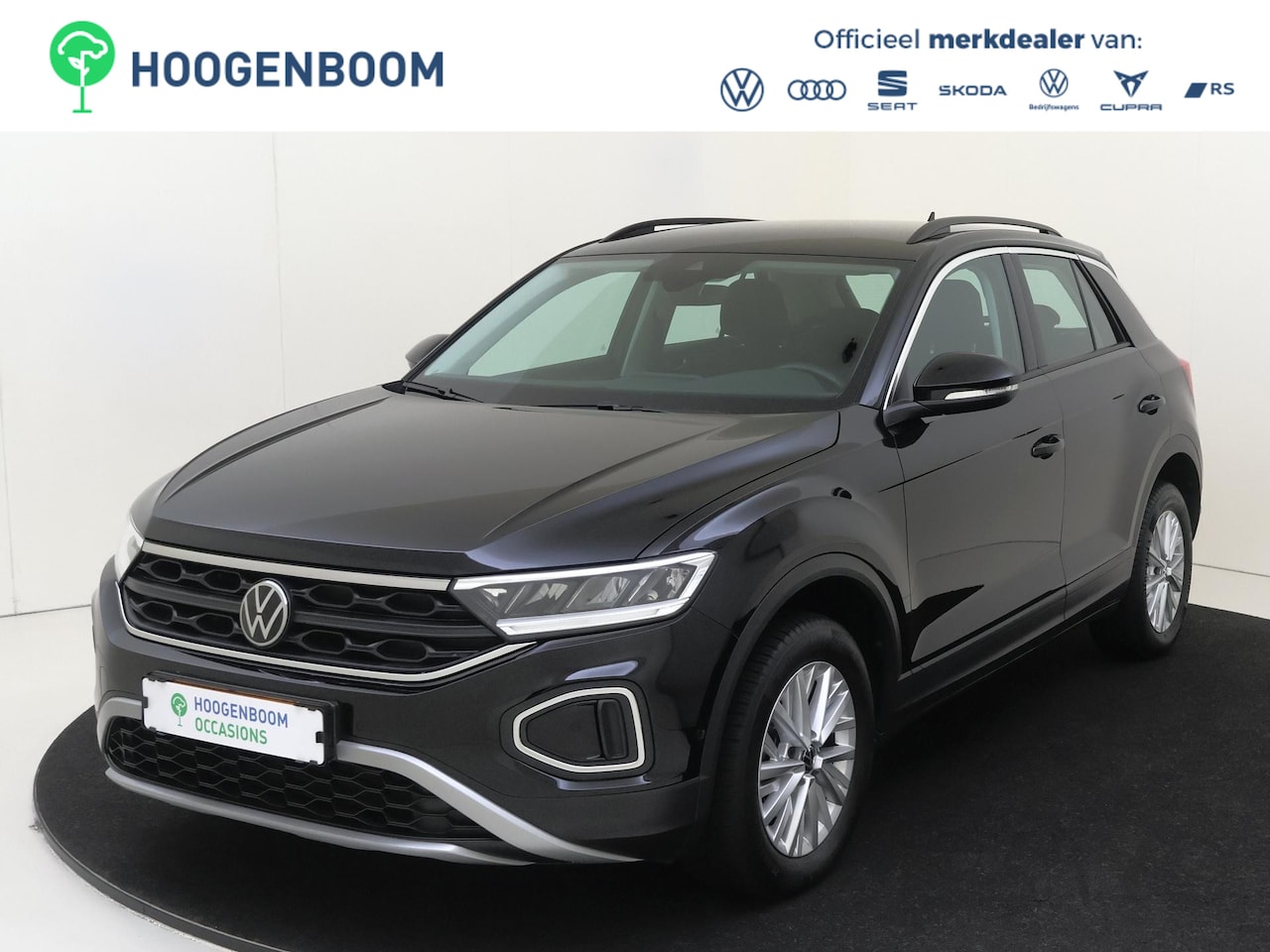 Volkswagen T-Roc - 1.0 TSI Life | Parkeerassistent | Adaptieve cruise control | Parkeersensoren | CarPlay | N - AutoWereld.nl