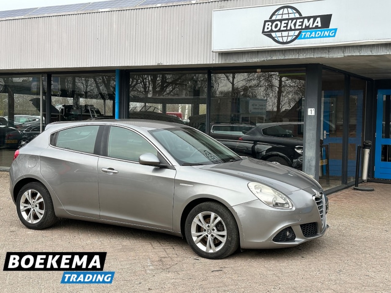 Alfa Romeo Giulietta - 1.6 JTDm Distinctive Leer Climate PDC Trekhaak Cruise - AutoWereld.nl