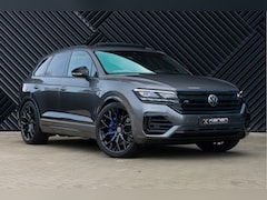 Volkswagen Touareg - R 3.0 V6 TSI eHybrid 4M Panodak Puglia Luchtv. Massage Head up 360 Stoelvent Trekhaak