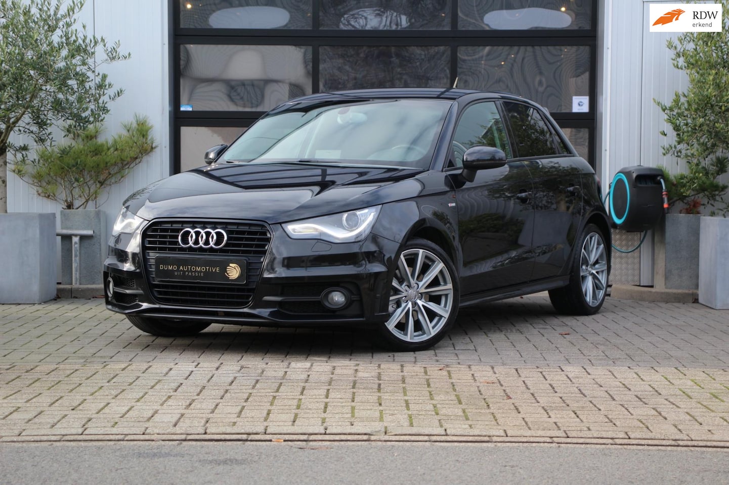 Audi A1 Sportback - 1.4 TFSI S-Line - STOELVERWARMING - NAVI - PARKEERSENSOREN - 17 INCH VELGEN - XENON - LED - AutoWereld.nl