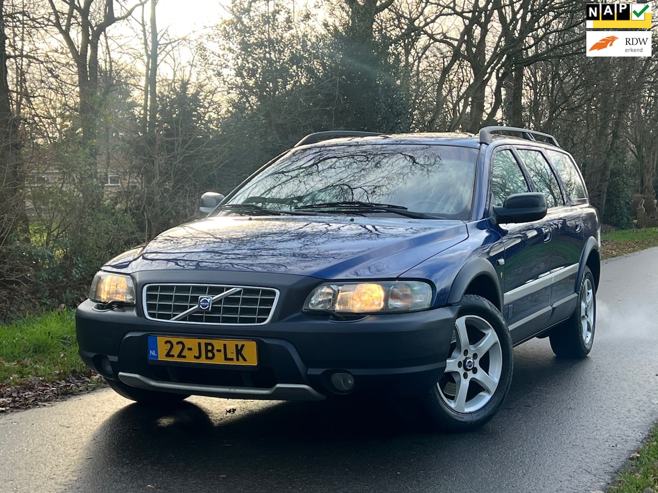 Volvo V70 Cross Country - 2.4 T Geartr. Comf. | Ocean Race + Automaat + Cruise Nu € 3.975,-!!! - AutoWereld.nl