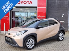 Toyota Aygo X - Envy Automaat PDC ACHTER CAMERA STOELVERWARMING NAVI APPLE CAR PLAY/ANDROID AUTO