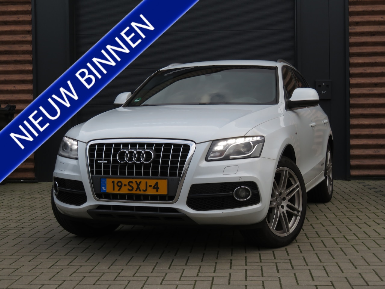 Audi Q5 - 2.0 TFSI quattro Pro S-Line Airco Cr-Control Xenon Trekh - AutoWereld.nl