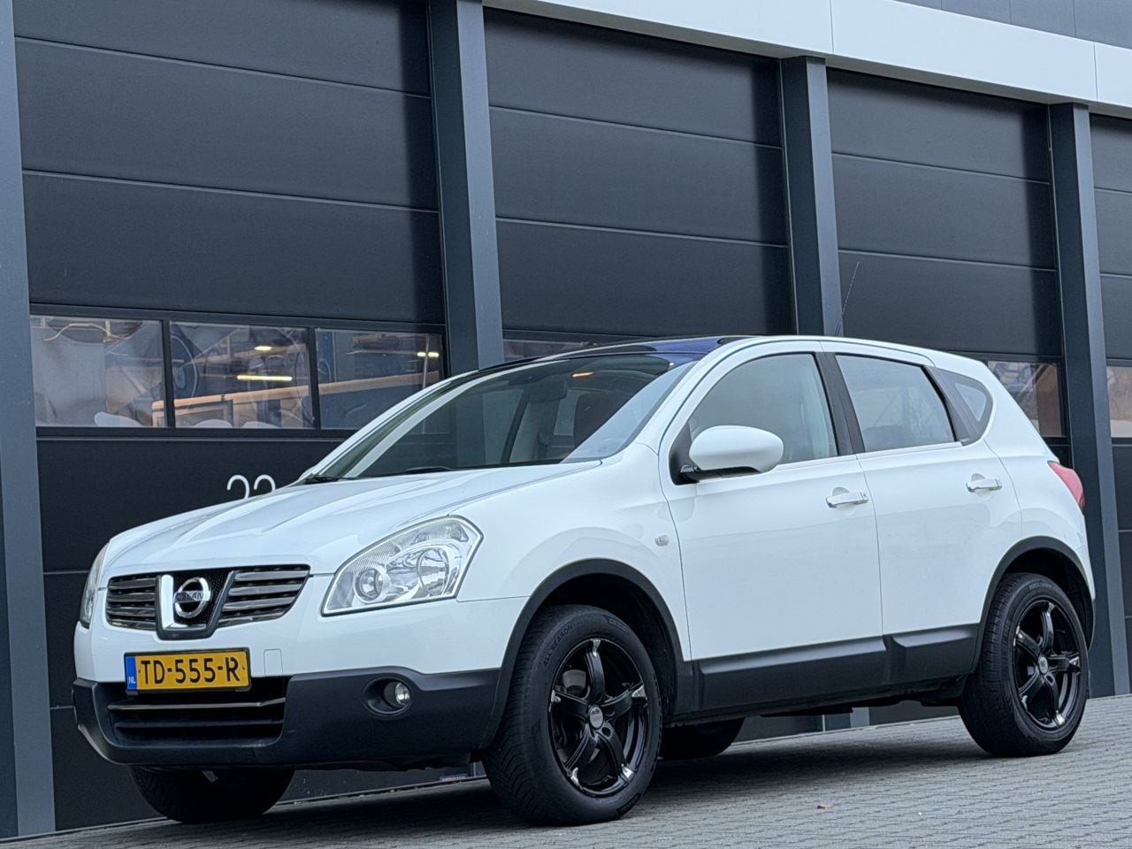 Nissan Qashqai - 1.6 Panorama Navi Clima PDC - AutoWereld.nl