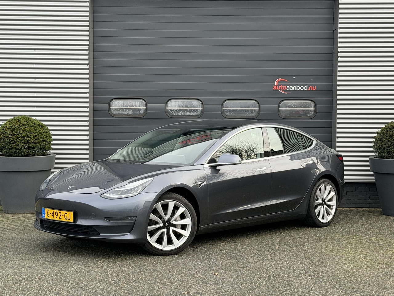 Tesla Model 3 - Long Range RWD Long Range AWD 75 kWh | Autopilot | Panoramadak | Camera | Lederen Bekleding | 19 Inch Lic - AutoWereld.nl