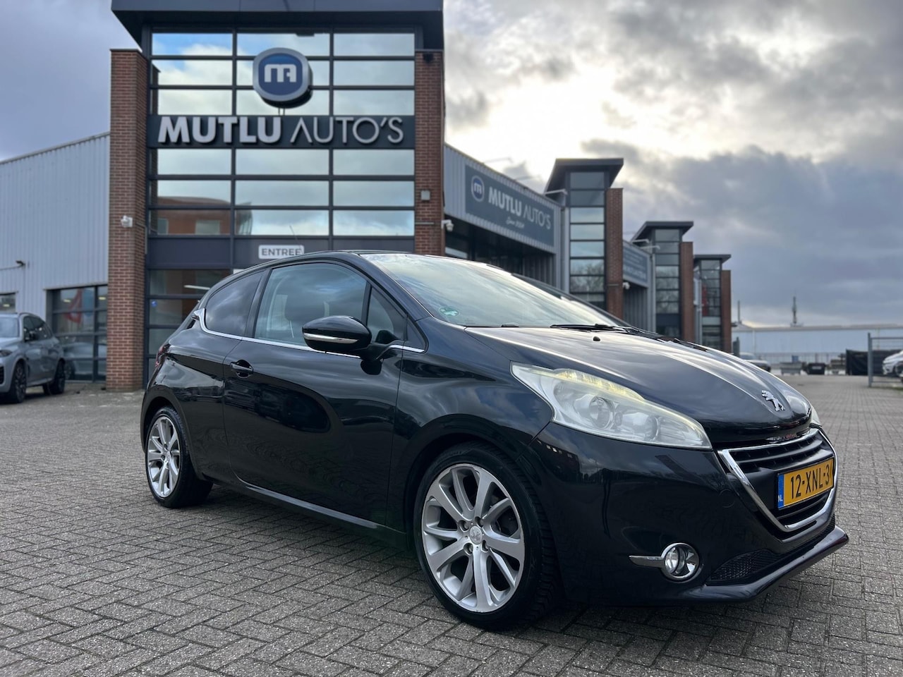 Peugeot 208 - 1.6 VTi Allure LEDER NAP Airco PDC APK - AutoWereld.nl