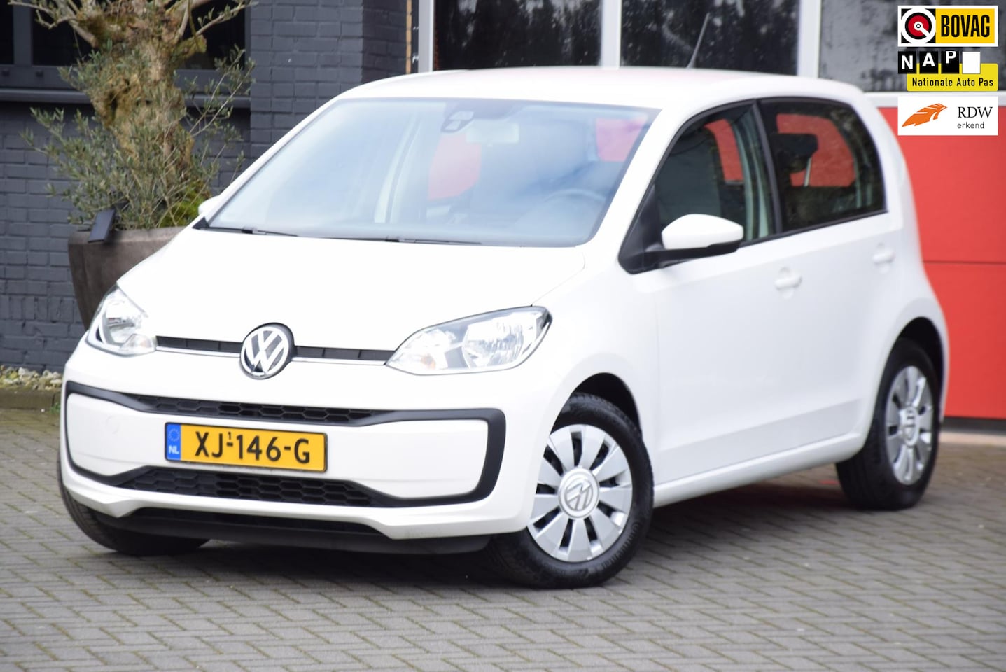 Volkswagen Up! - 1.0 BMT move up! 2018 5 Deurs Airco Navigatie 10X op voorraad - AutoWereld.nl
