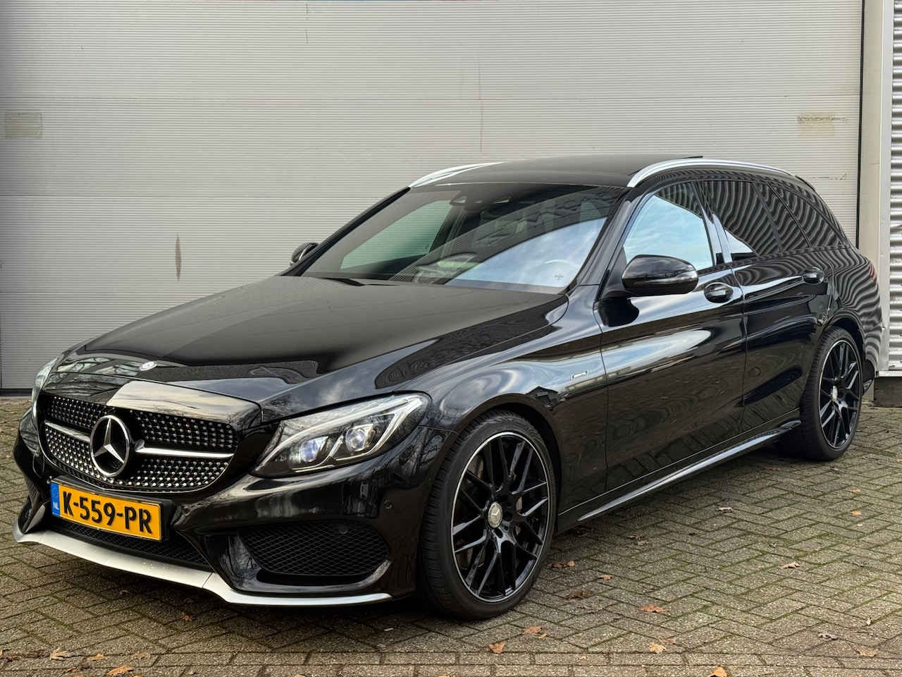 Mercedes-Benz C-klasse Estate - 450 / C43 AMG 4MATIC l Pano l Headup l Camera l ILS l Volledig Dealer Onderhouden l - AutoWereld.nl