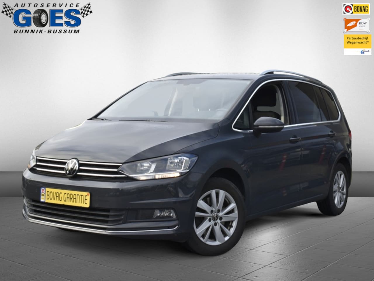 Volkswagen Touran - 1.5 TSI Highline stoel verw+massage/carplay/7 zitter - AutoWereld.nl