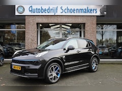Lynk & Co 01 - 1.5 261PK 6.6Kwh LADEN 360-CAMERA PANO/SCHUIF INFINITY DAB NAVI CARPLAY STOELVERWARMING EL