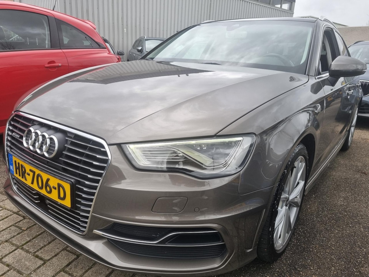 Audi A3 Sportback - 1.4 e-tron PHEV Edition Panodak Leder - AutoWereld.nl