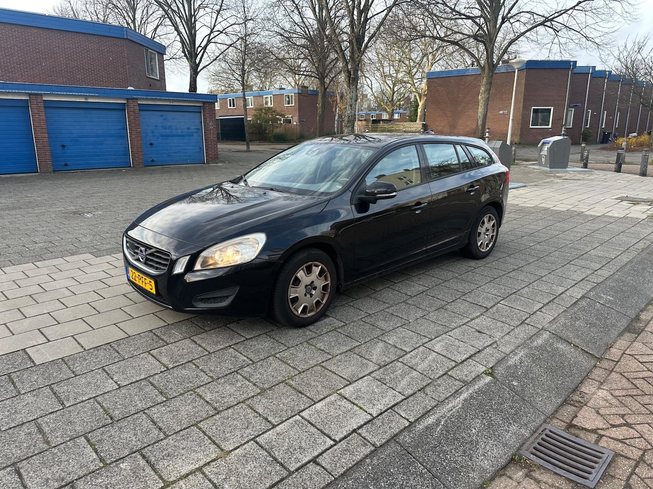 Volvo V60 - 1.6 T3 Summum 1.6 T3 Summum - AutoWereld.nl