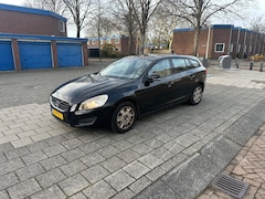 Volvo V60 - 1.6 T3 Summum
