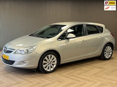Opel Astra - 1.6 Edition AUTOMAAT PDC AIRCO CRUISE TREKHAAK