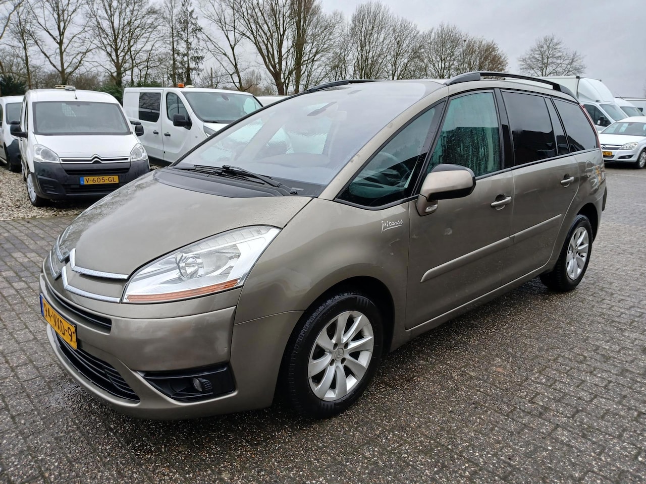 Citroën C4 Picasso - 1.6 HDIF 700 Club BEDRIJFSAUTO - AutoWereld.nl