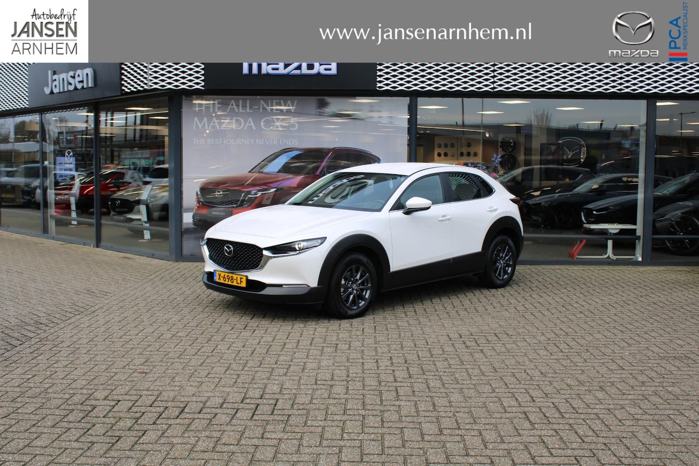 Mazda CX-30 - 2.0 e-SkyActiv-G M Hybrid Prime-line , Automaat, Camera, Adap.CruiseAirco, All Season, App - AutoWereld.nl