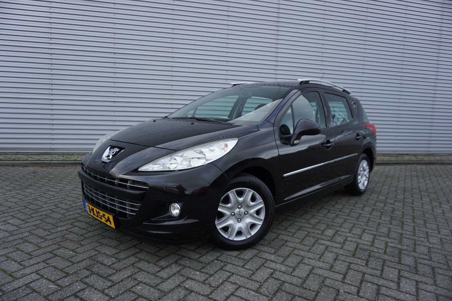 Peugeot 207 SW - 1.4 VTi Active Airco / Panoramadak / Mistlampen - AutoWereld.nl