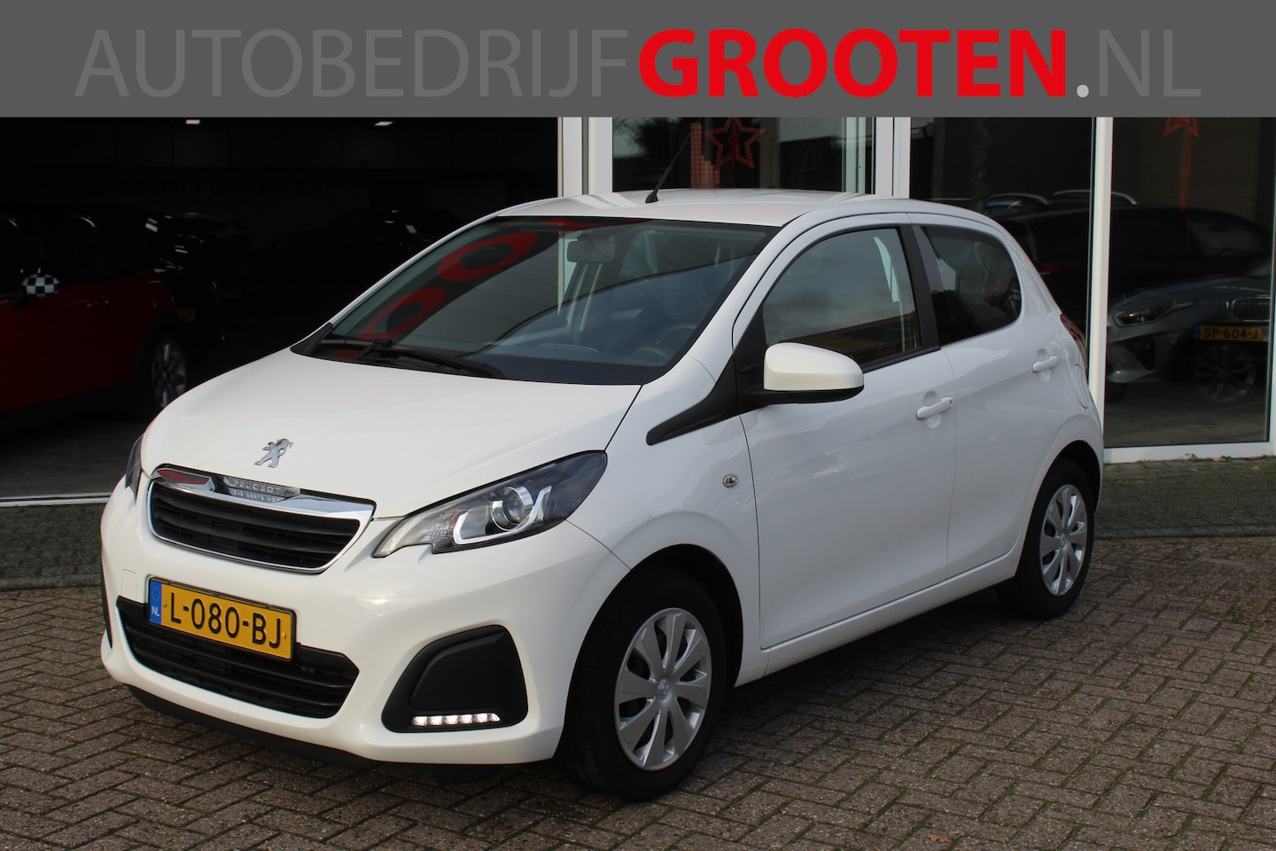 Peugeot 108 - 1.0 e-VTi Active//Camera//Carplay!! - AutoWereld.nl