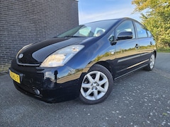 Toyota Prius - 1.5 VVT-i Tech Edition GARANTIE